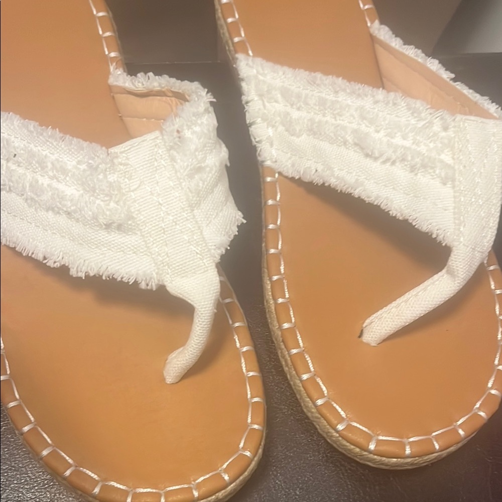 Chic White Frayed Strap Sandals